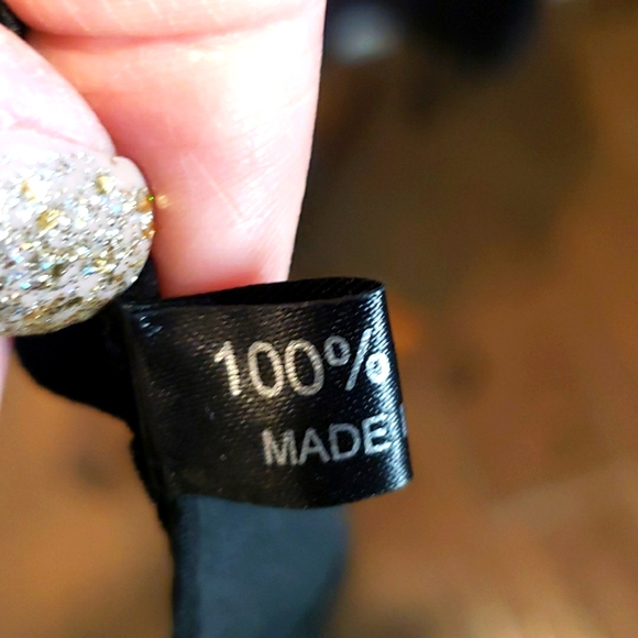 100% silk scarf silver and black with fringe - Picture 4 of 5